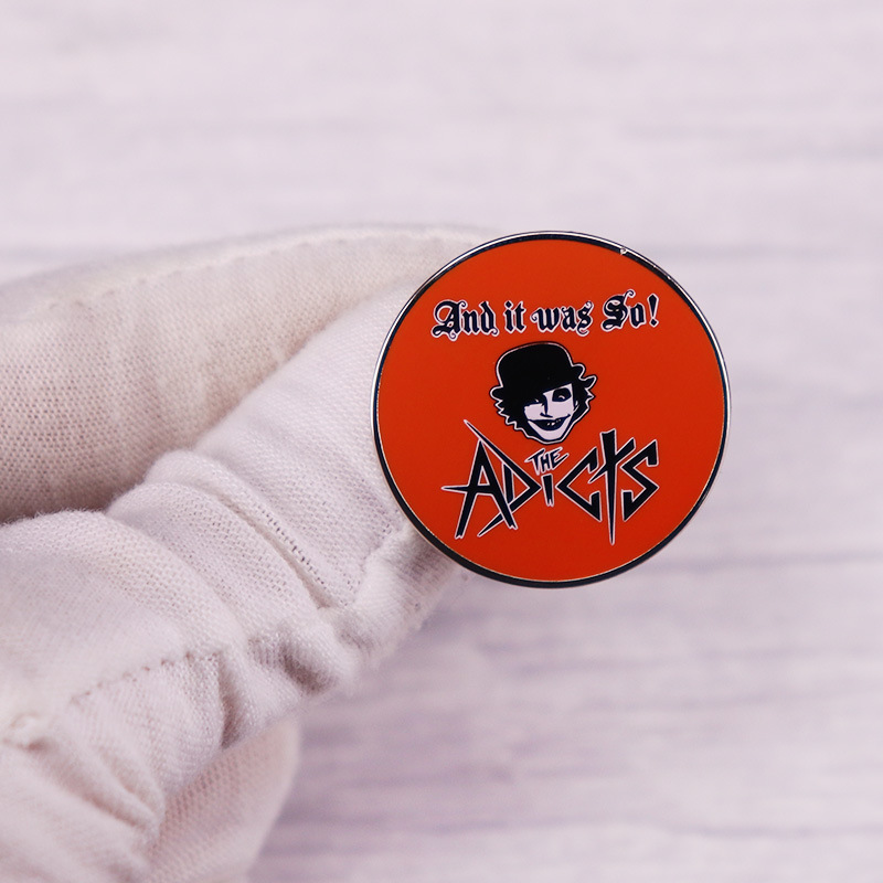 Collectible Vintage Brooches - The- Adicts المينا دبوس خمر روك