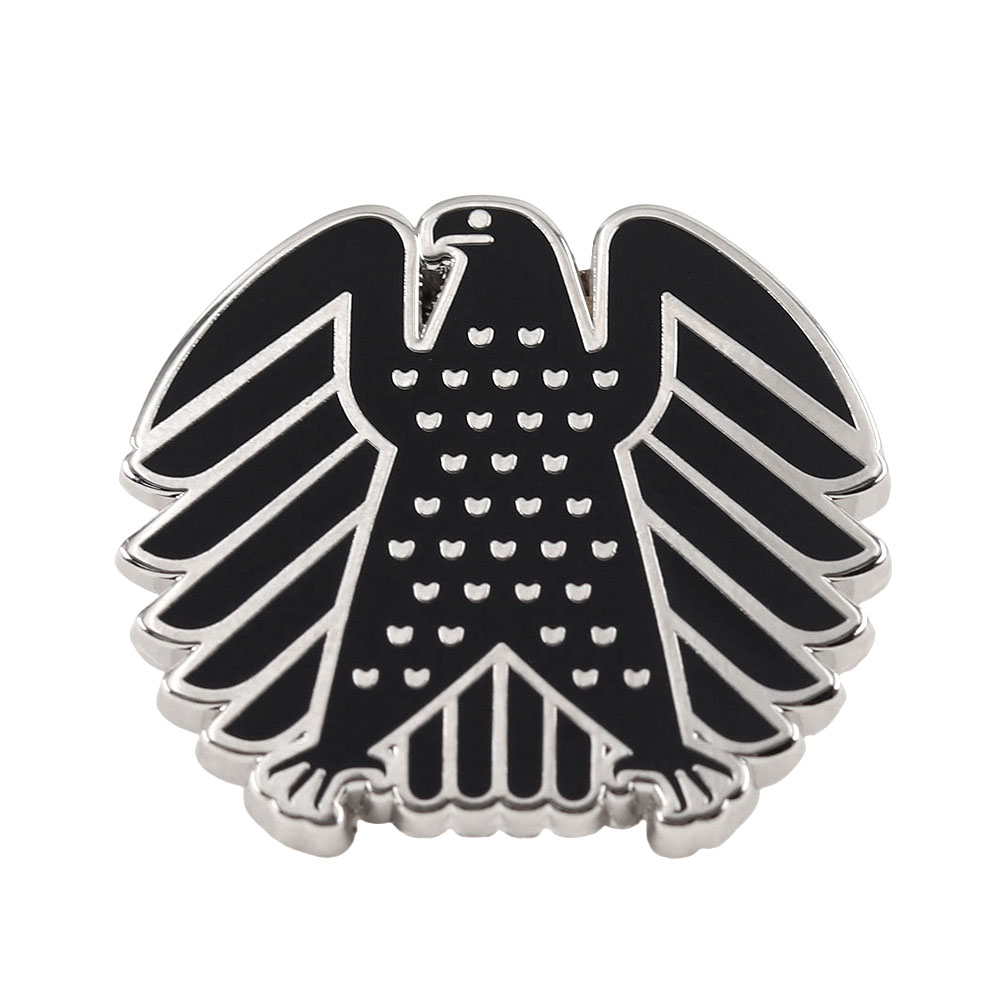 Collectible Vintage Brooches - دبوس طية صدر معدني بتصميم بلاك